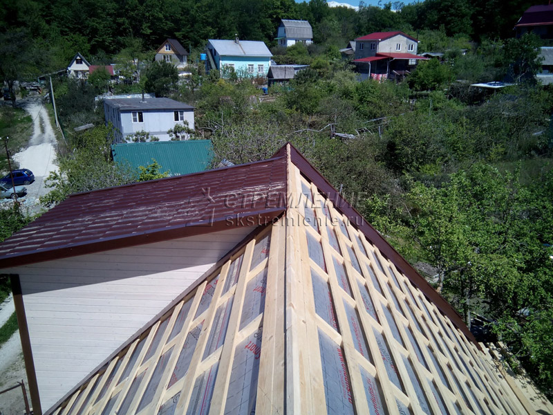 Крыша дома из бруса
